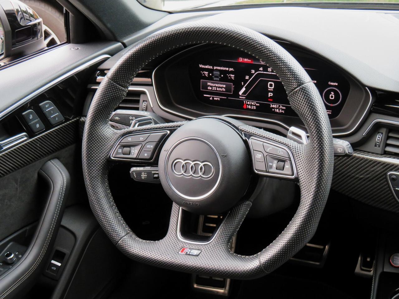 Audi RS4 AVANT 2.9 TFSI QUATTRO