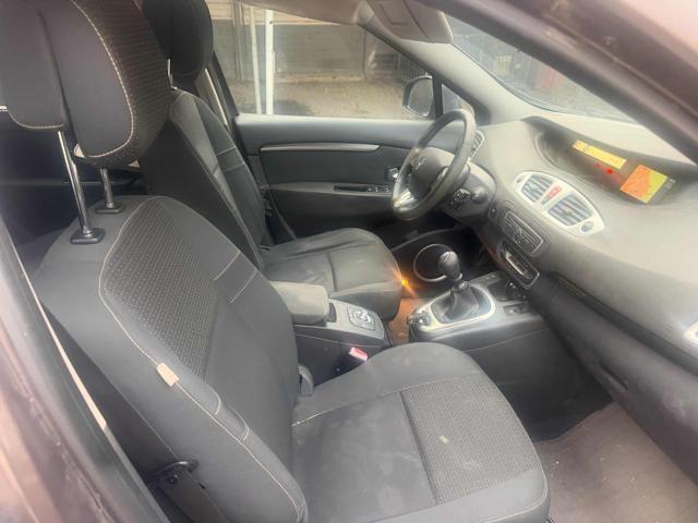 RENAULT Scenic 7posti 1.5 dCi 110CV senza nessun lavoro da fare