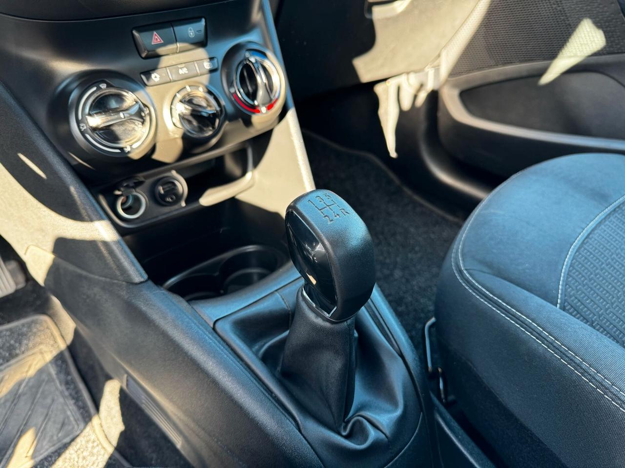 PEUGEOT 208 1.2 GPL 82CV SENSORI POSTERIORI