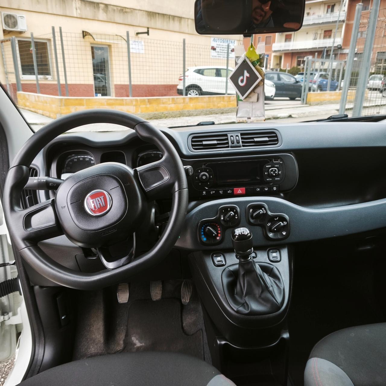 Fiat Panda 1.0 FireFly S&S Hybrid Pandina