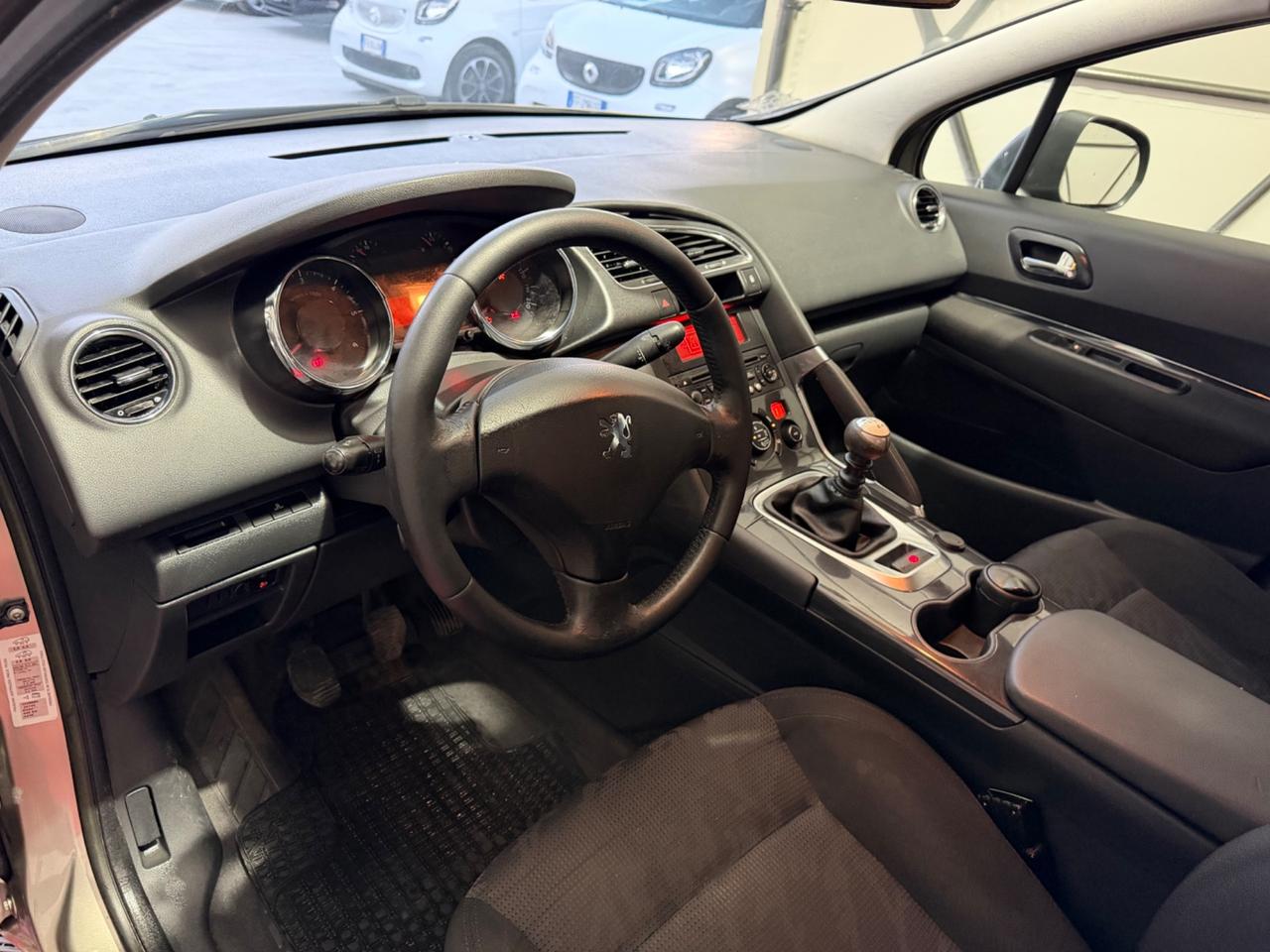 Peugeot 3008 1.6 HDi 110CV Premium