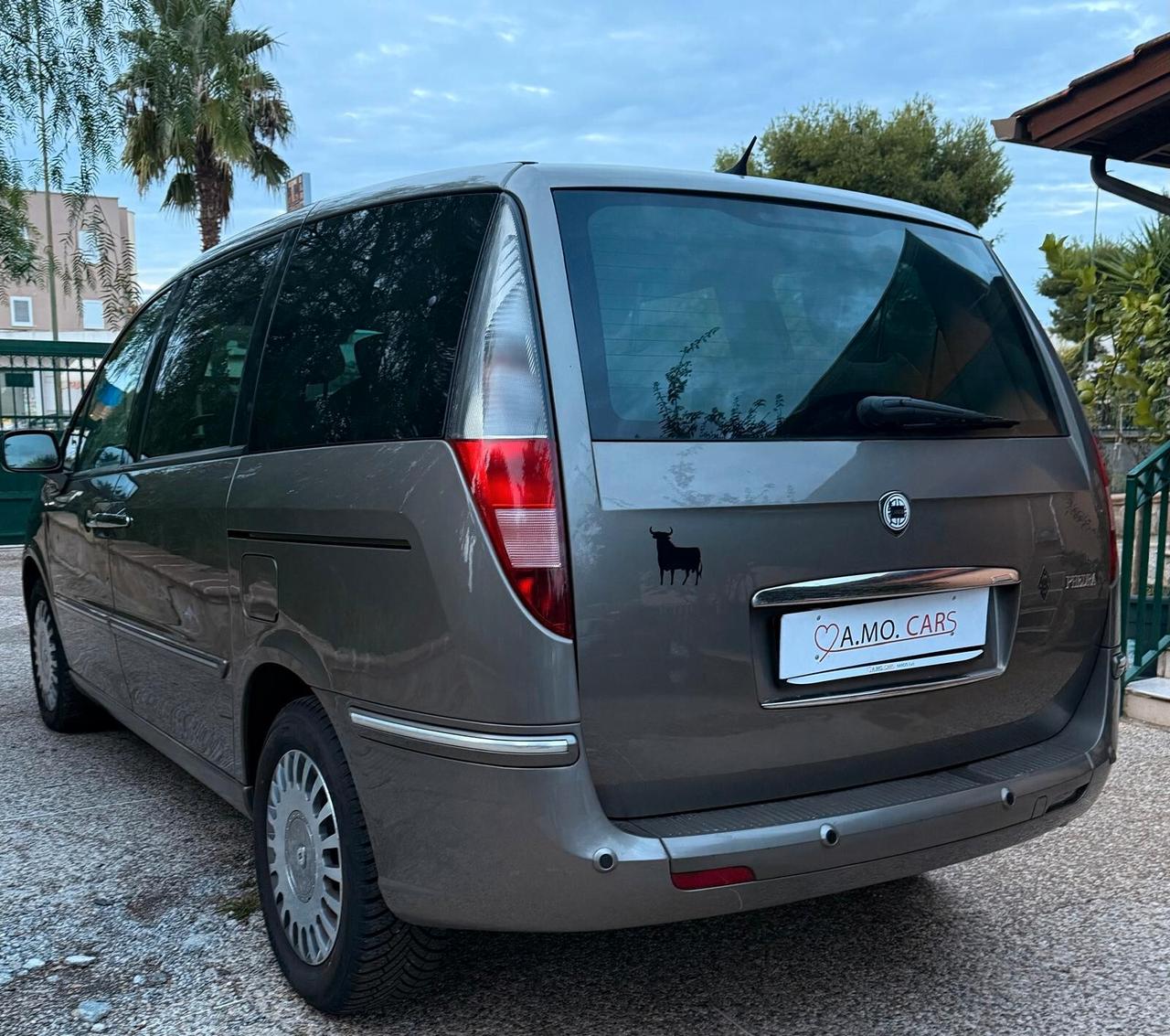 N. 2 MONOVOLUME Fiat Ulysse 2.0 MJT 136 CV Emotion 7 POSTI + LANCIA PHEDRA 6 POSTI