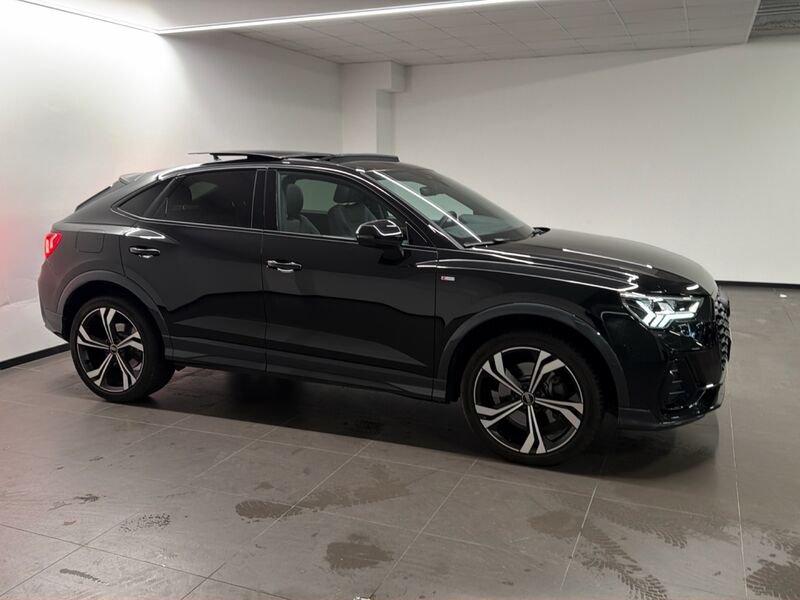 Audi Q3 Q3 SPORTBACK 40 2.0 TDI S LINE QUATTRO S-TRONIC 200CV