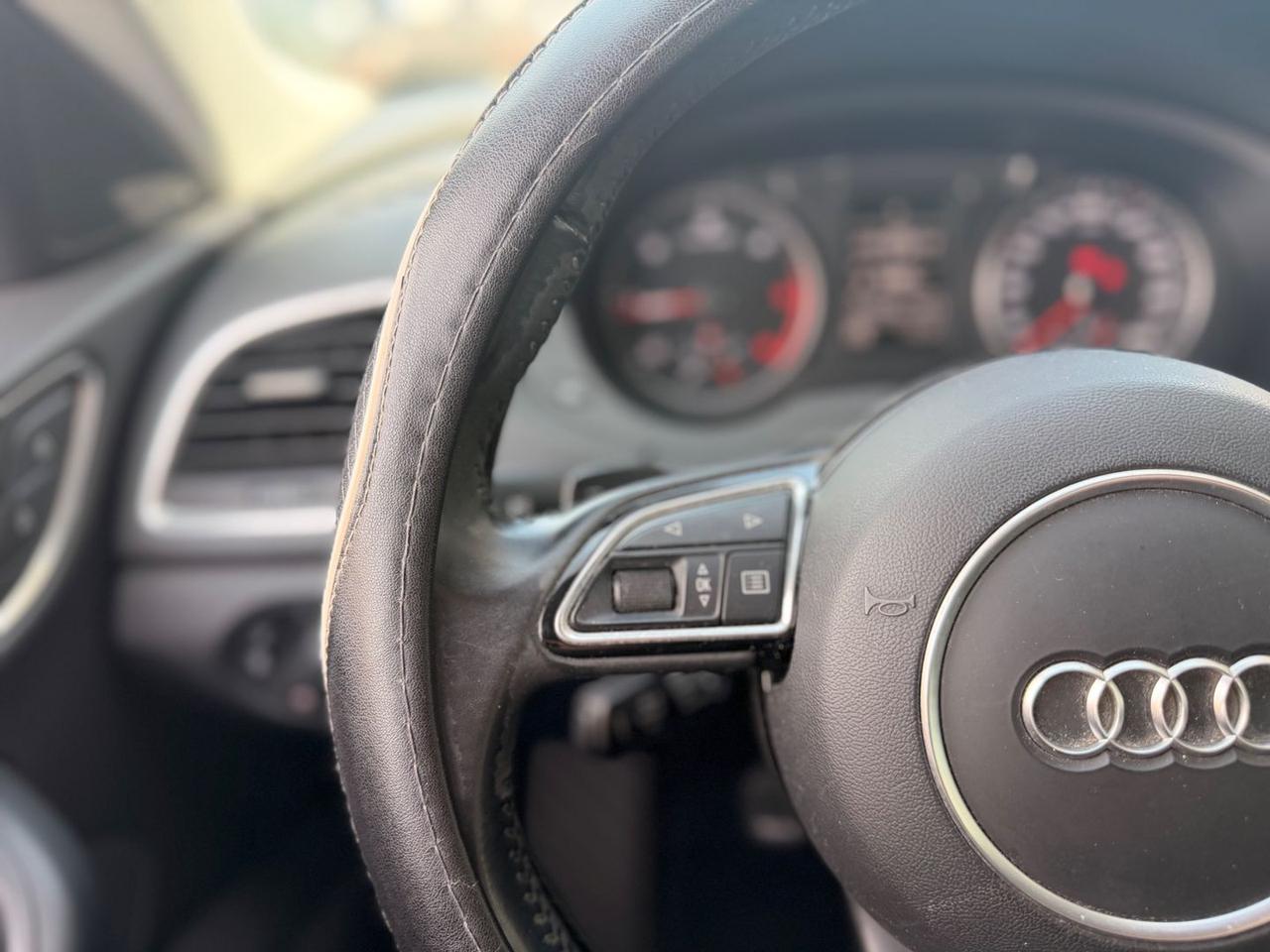 Audi Q3 Business 2.0 TDI #11238