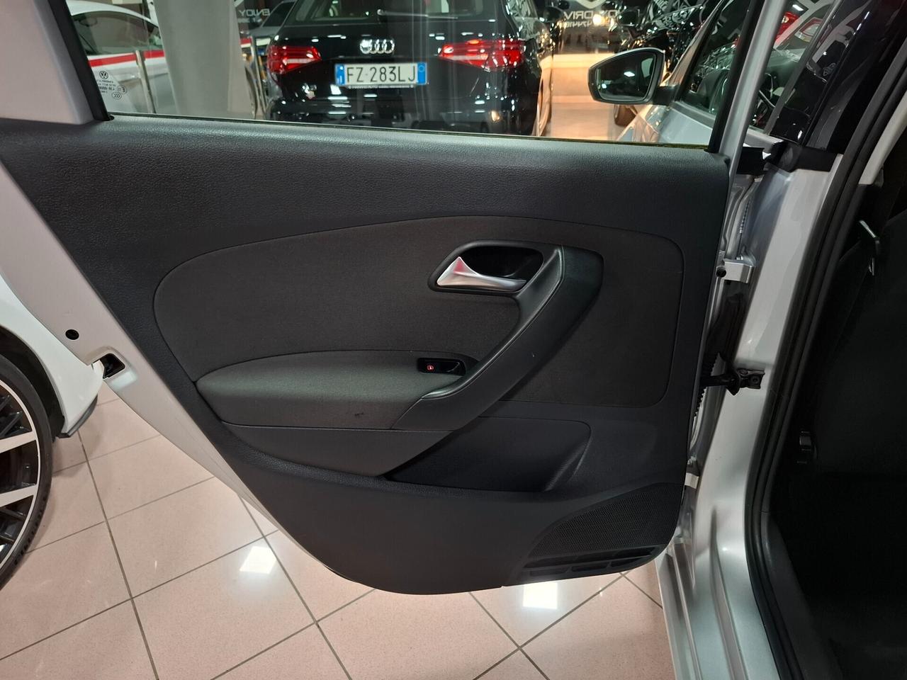 Volkswagen Polo 1.2 benzina Neopatentato