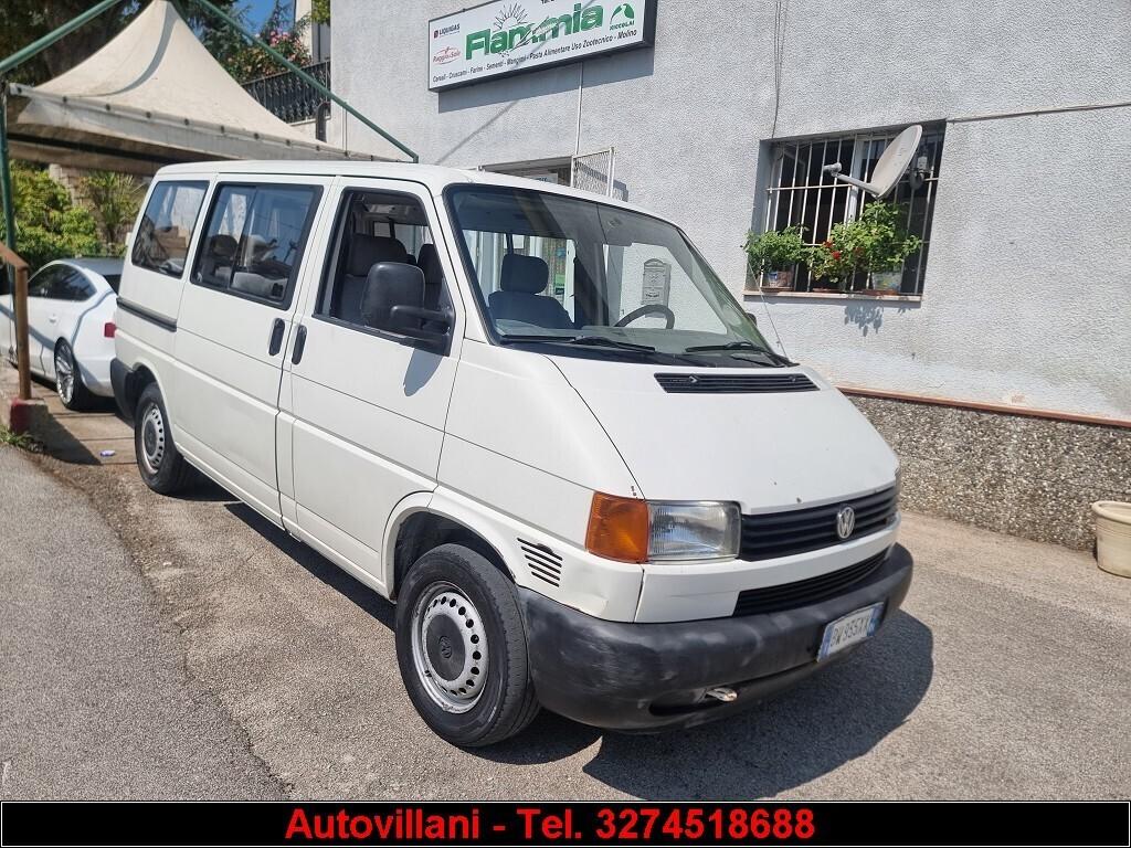 VOLKSWAGEN CARAVELLE-9 POSTI 2001