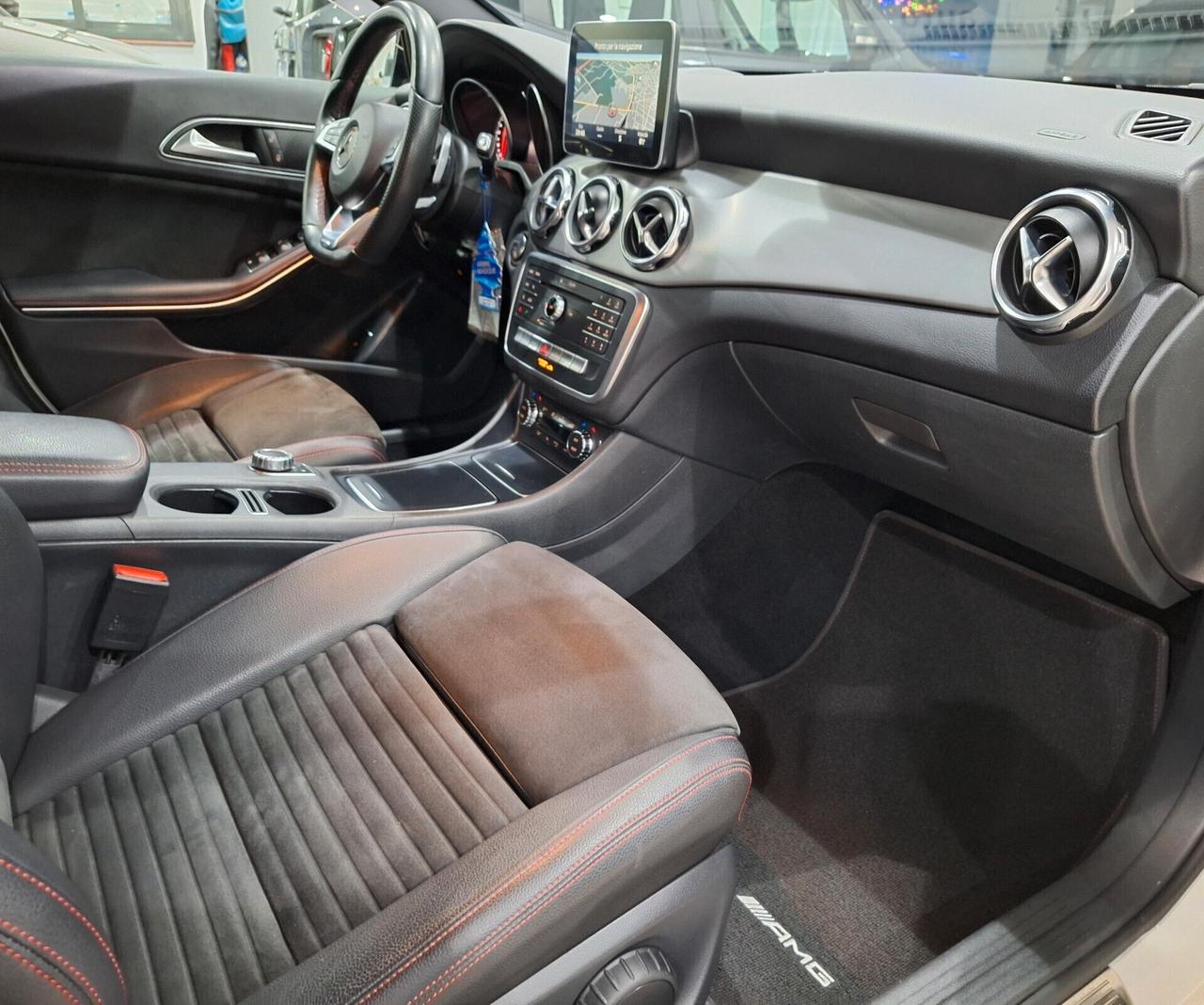 Mercedes GLA 200d Aut Premium AMG PERMUTO