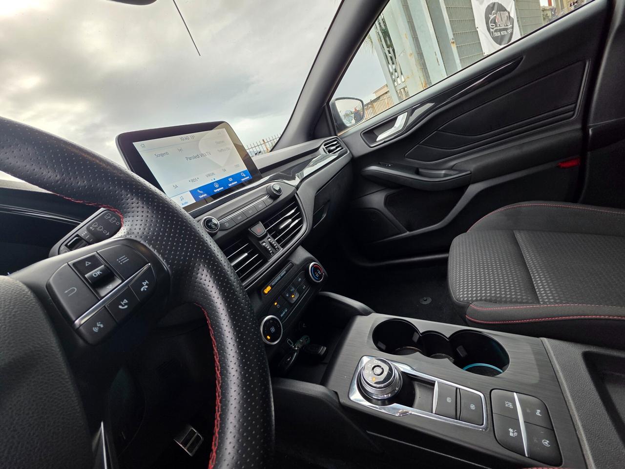 Ford Focus 1.0 EcoBoost 125 CV automatico 5p. ST-Line Co-Pilot