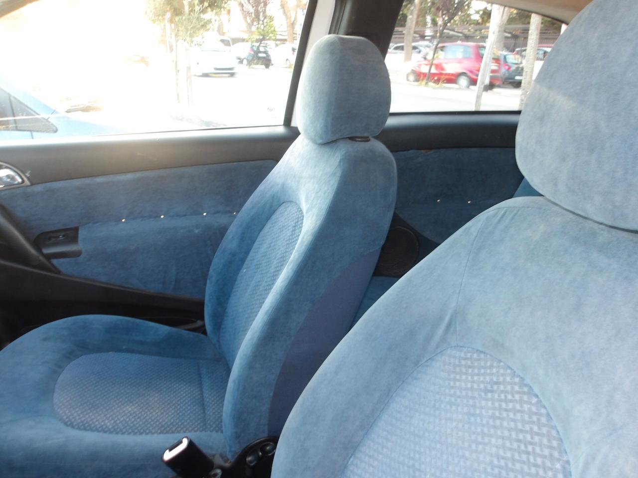 LANCIA YPSILON 1.2 B/GPL-2005