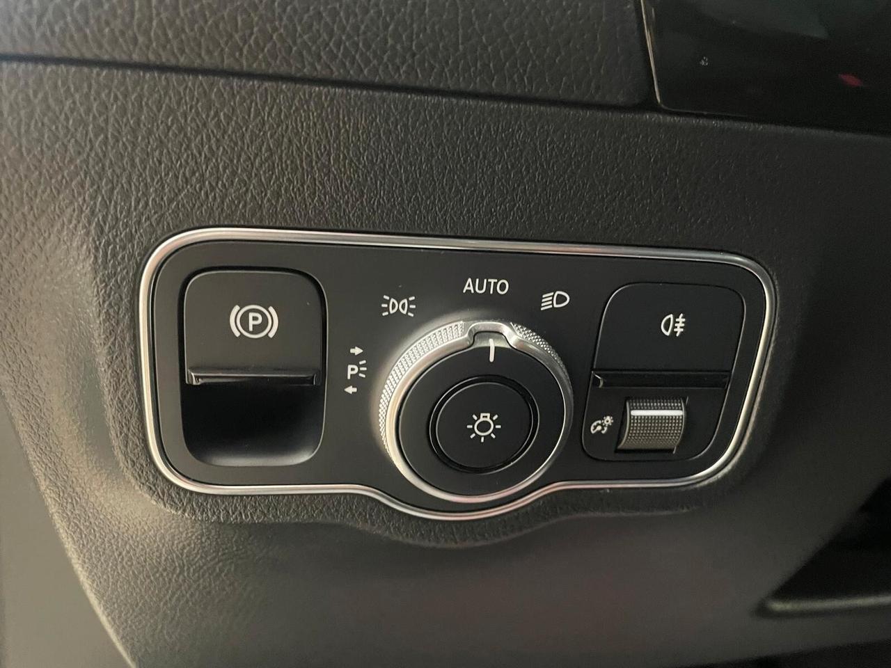 Mercedes-benz B 180 d Automatic Sport