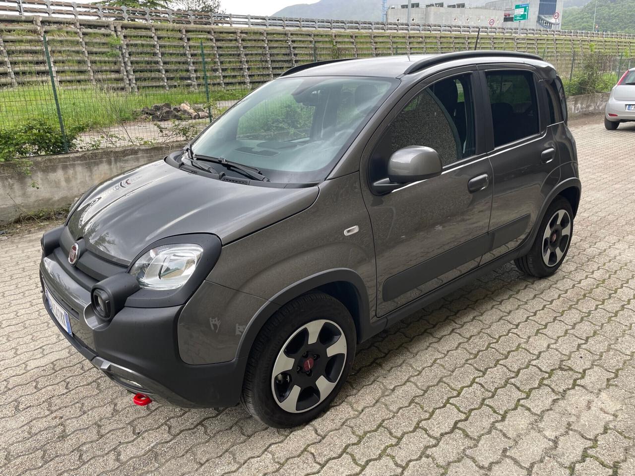 Fiat Panda Cross 1.0 Hybrid -prezzo vero-pari a nuovo