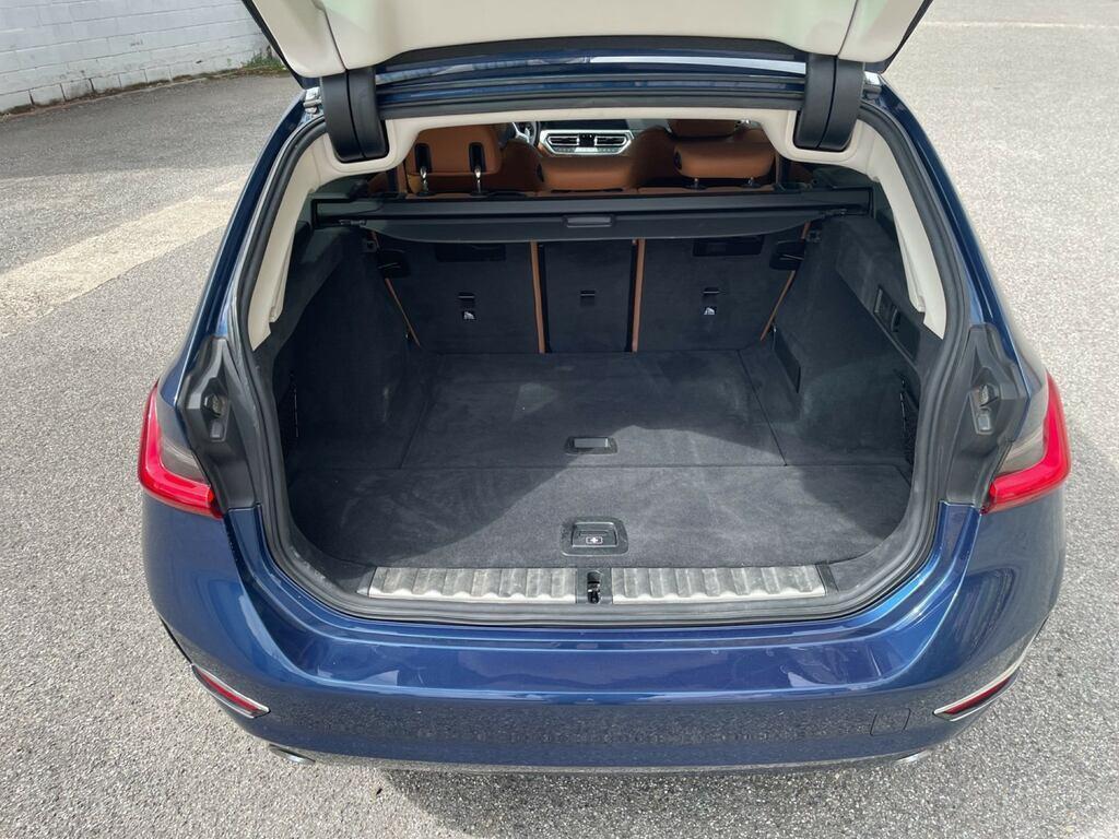 BMW Serie 3 Touring 320 d Mild Hybrid 48V Luxury xDrive Steptronic
