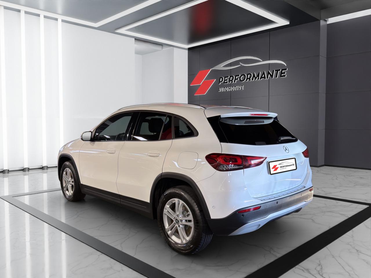 Mercedes GLA 250 e phev (eq-power) COME NUOVA - GOMME NUOVE