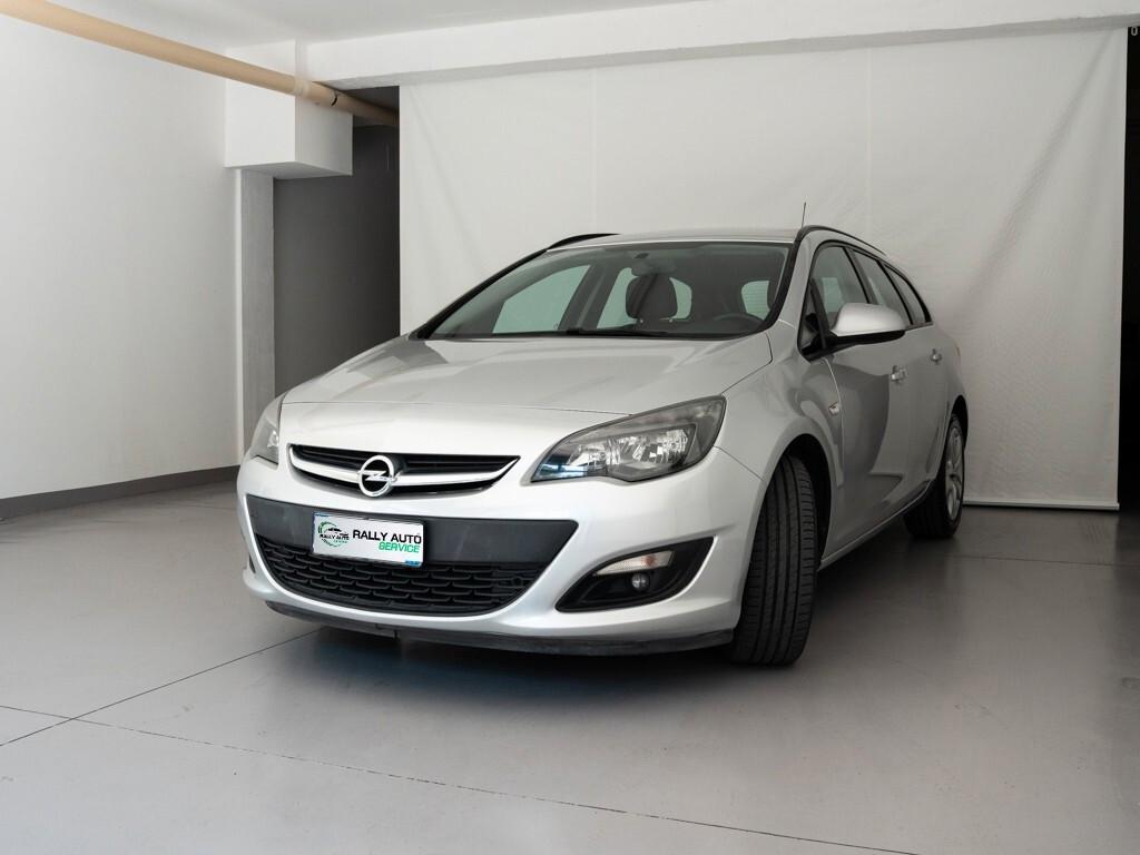 Opel Astra 1.6 CDTi 110CV