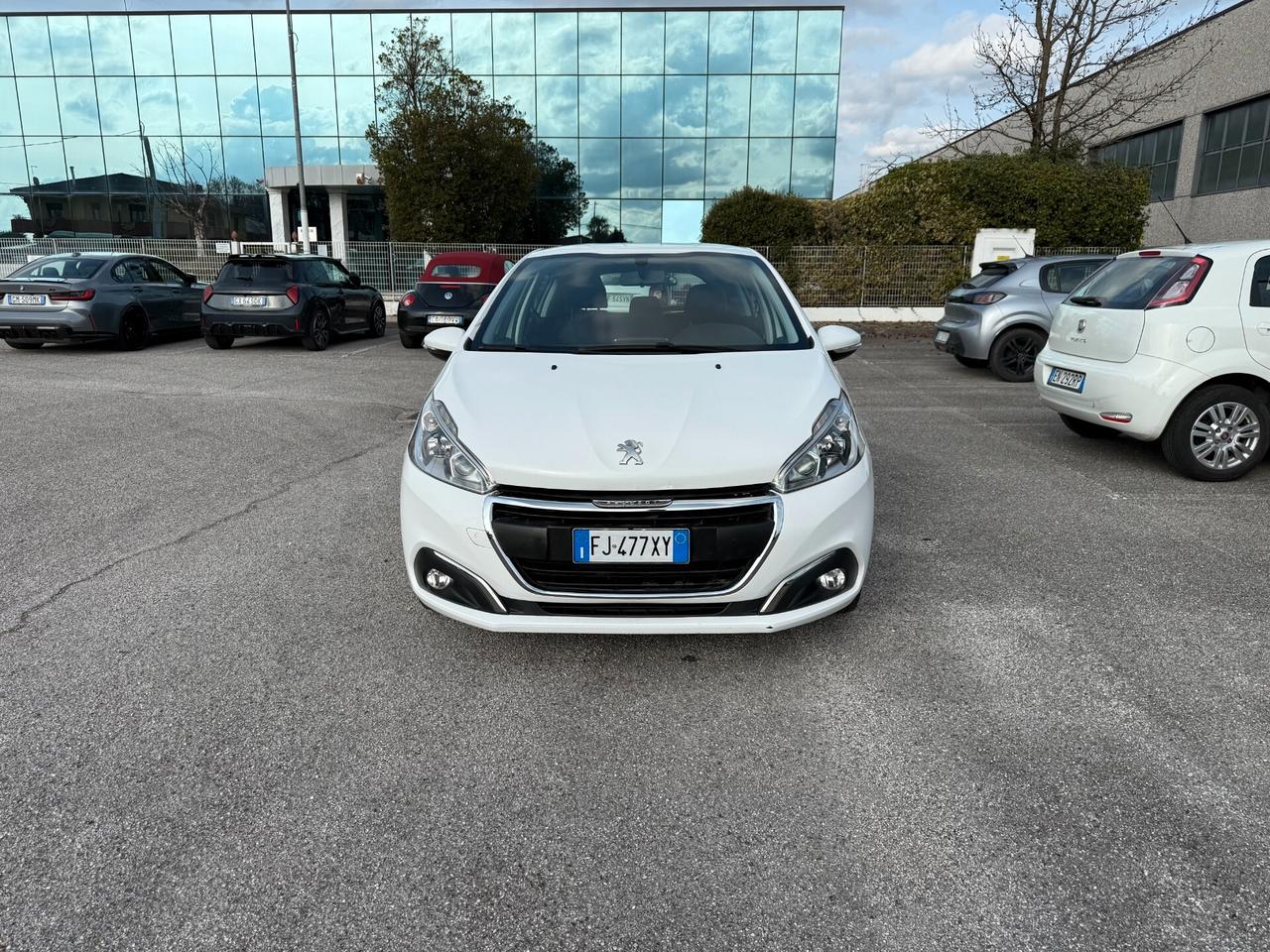 Peugeot 208 PureTech 82 5 porte Allure