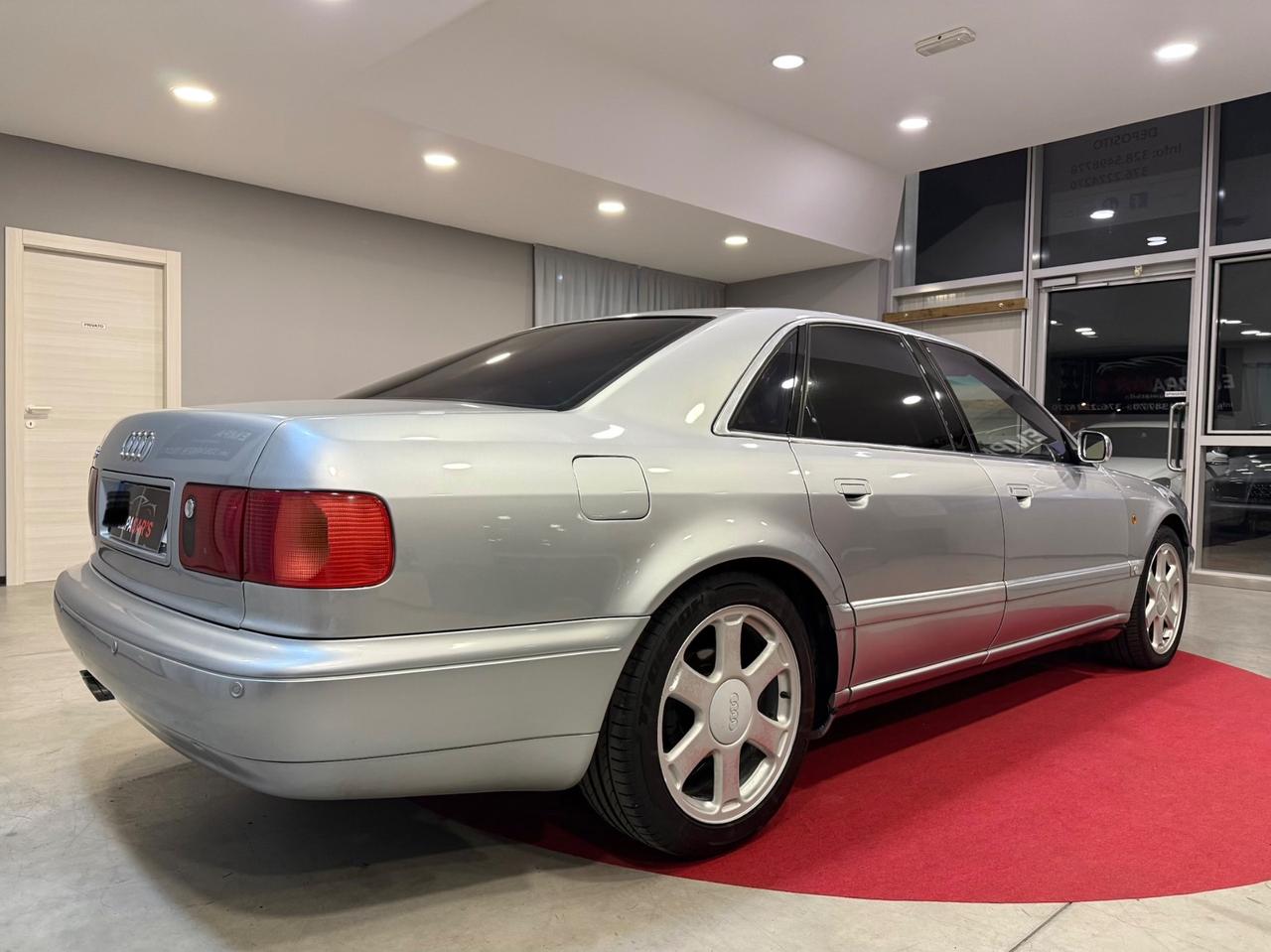 Audi A8 S8 4.2 V8 QUATTRO 340CV PRIMA SERIE