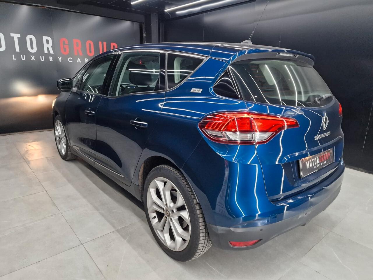 Renault Scénic 1.5 dCi 8V 110 CV Energy Sport Edition2