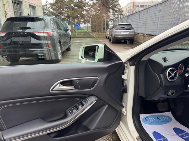 MERCEDES-BENZ CLA 200 CDI S.W. Automatic Sport 136CV NAVI+RETR.