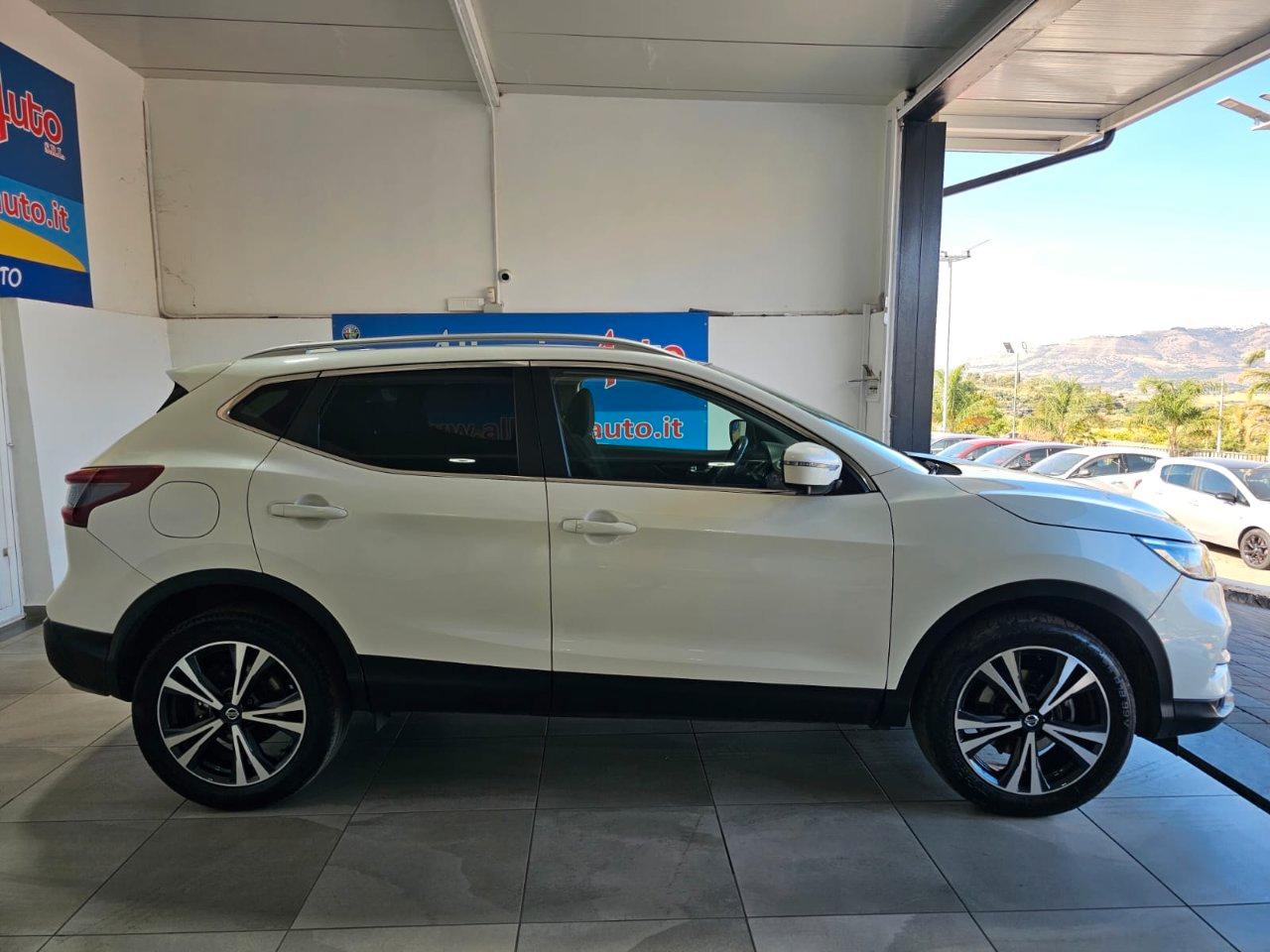 Nissan Qashqai 1.5 dci N-Connecta 115cv