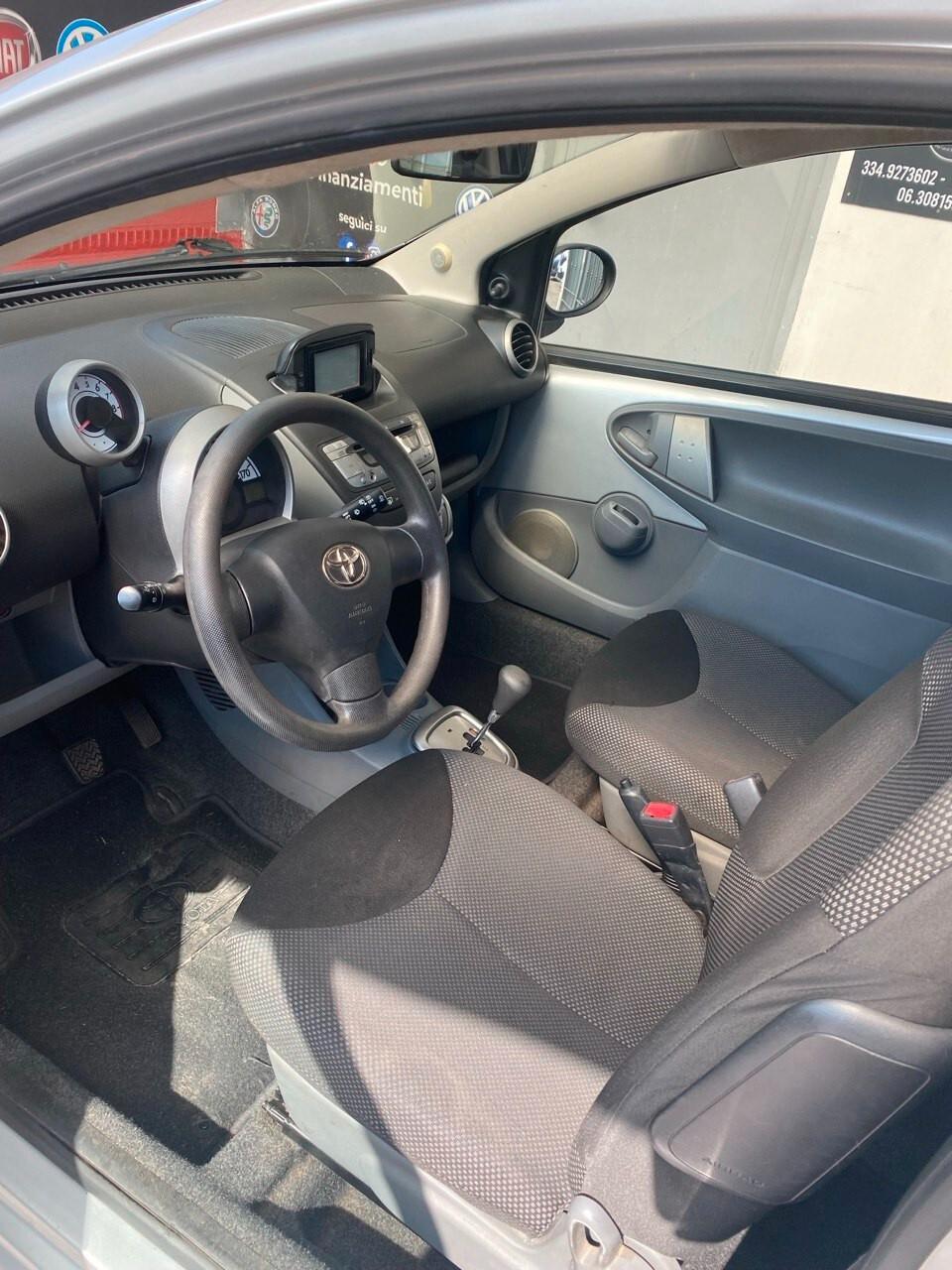 Toyota Aygo 1.0 12V VVT-i 3 porte - CAMBIO AUTOMATICO