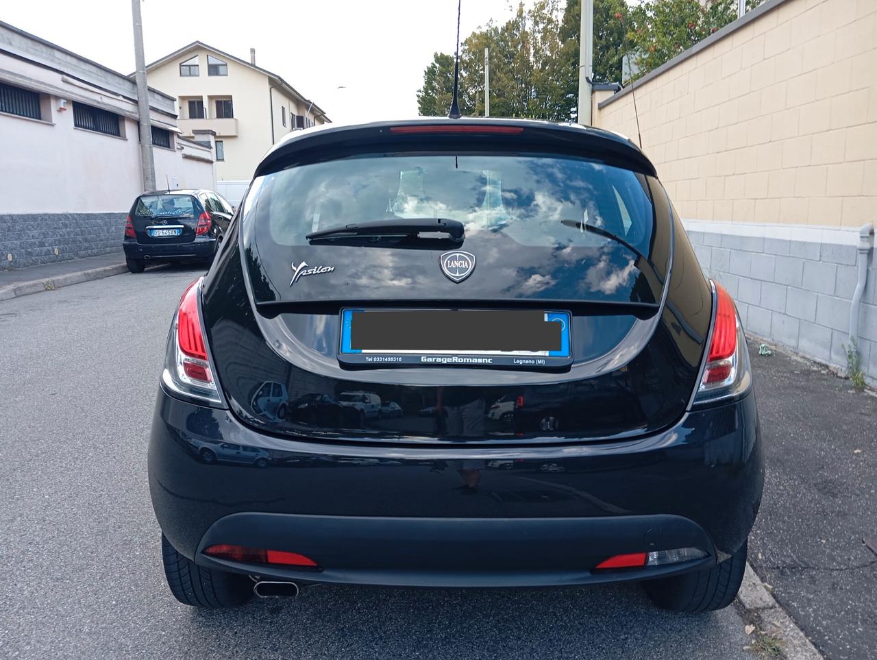 Lancia Ypsilon 1.2 69 CV 5 porte S&S Gold