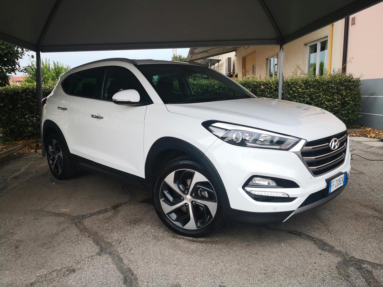 Hyundai Tucson 1.7 CRDi XPossible 2WD