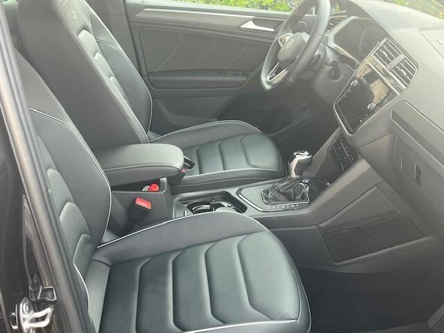 Volkswagen Tiguan 2.0 TDI 150 CV SCR DSG R-Line
