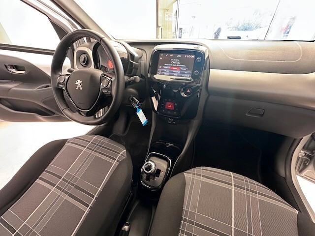 Peugeot 108 VTi 68 ETG 5 porte ALLURE AUTOMATICA