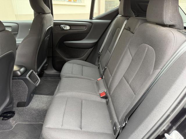 VOLVO XC40 IN PROMO!!!!!!!!BENZINA Geartronic Momentum Core