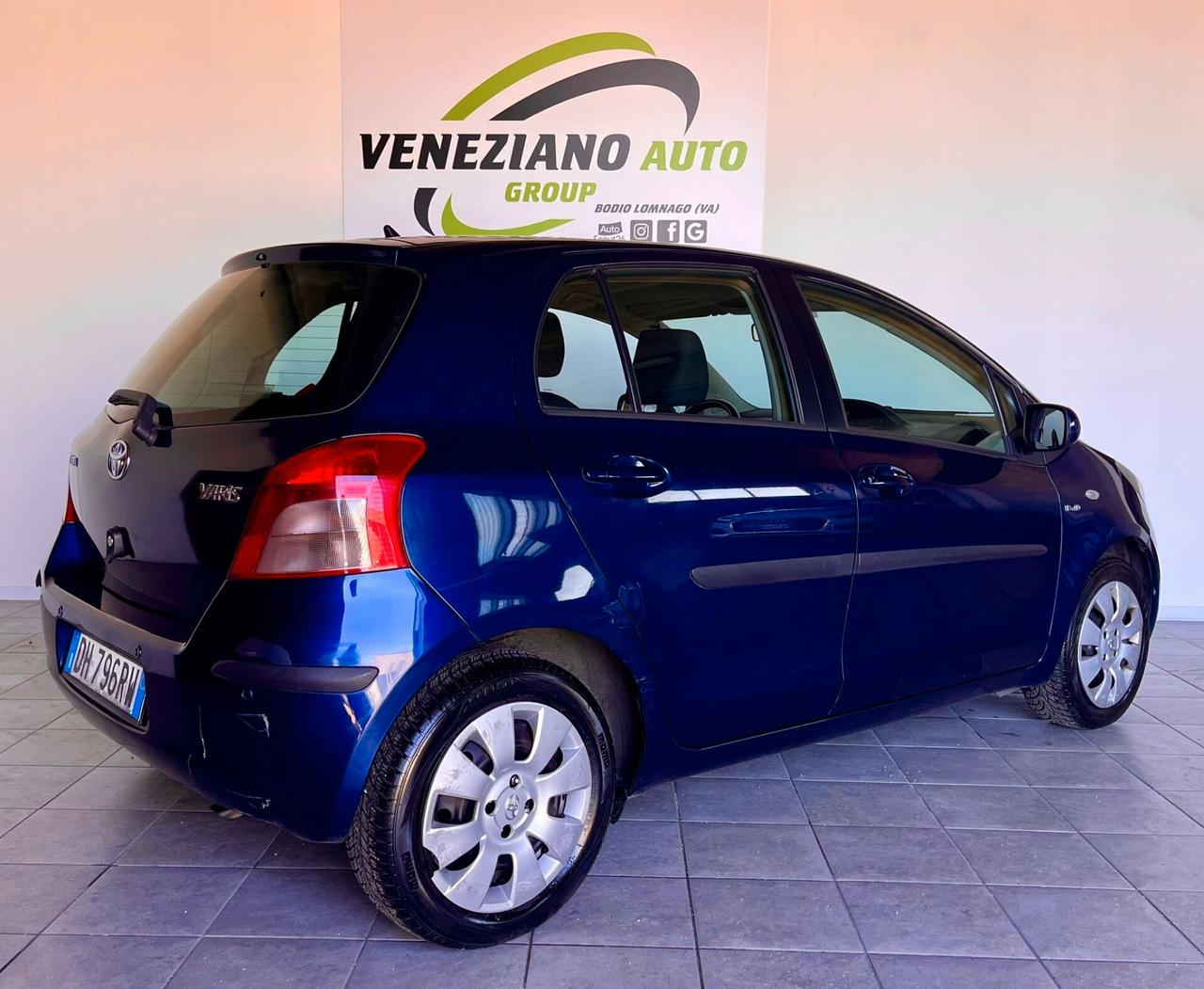 Toyota Yaris SOL 5p automatica