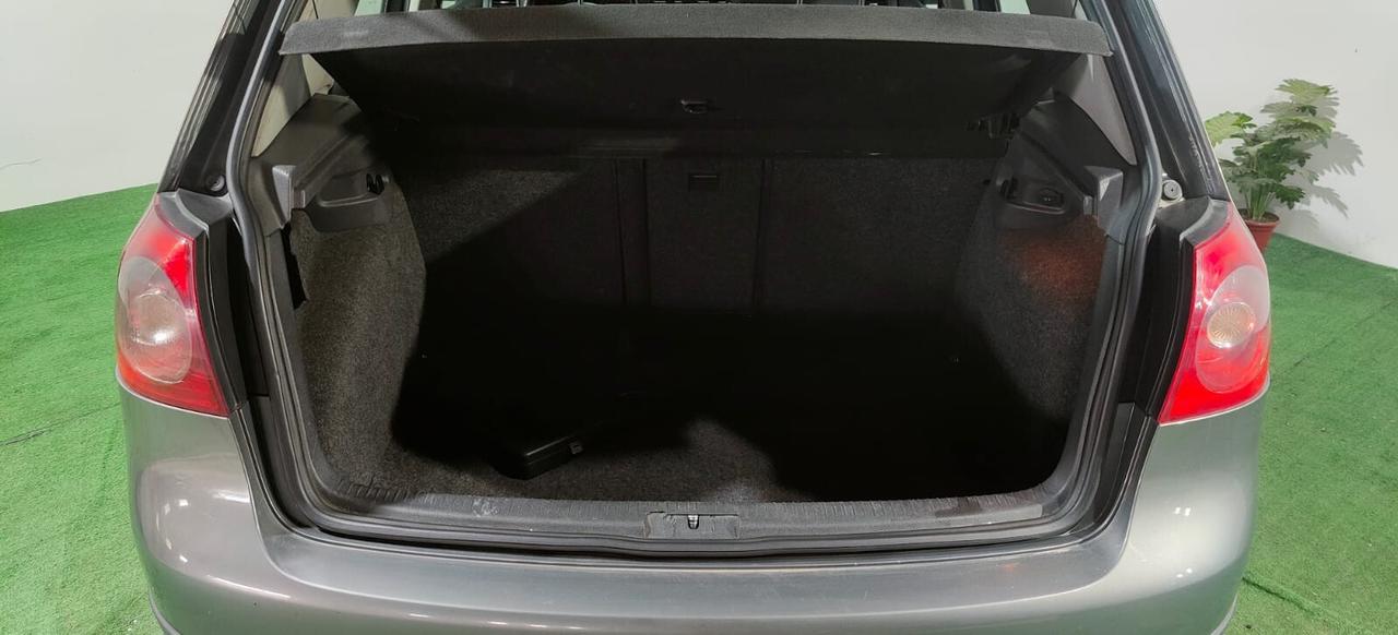 Volkswagen golf 5 1.9 TDI 105cv Novembre 2005