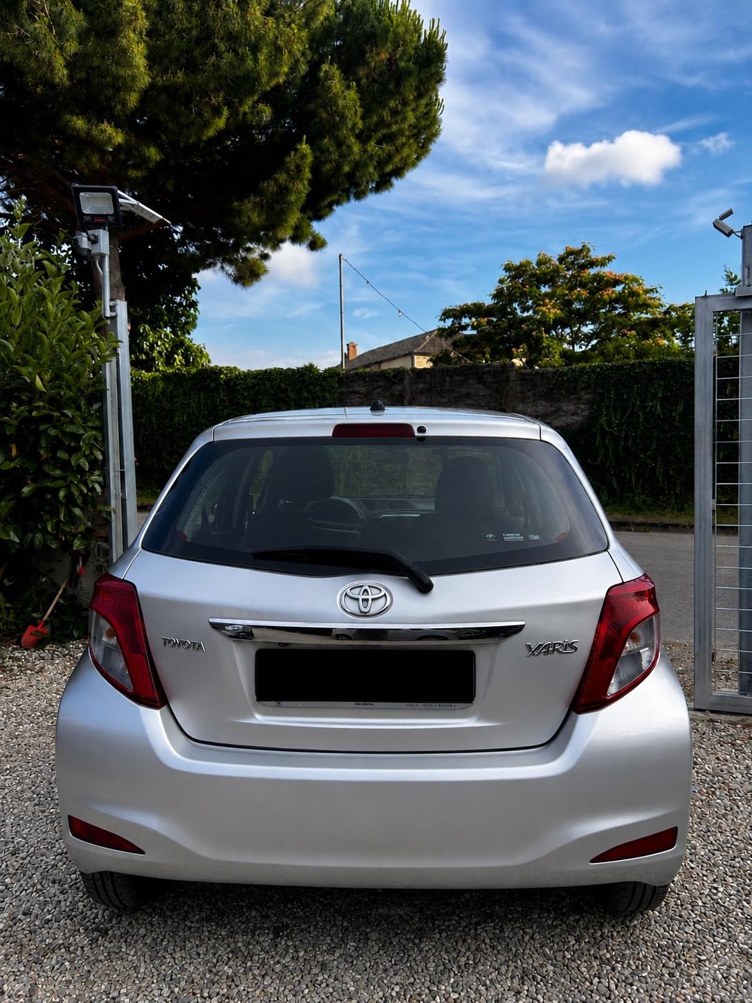 Toyota Yaris 1.0 5 porte Lounge