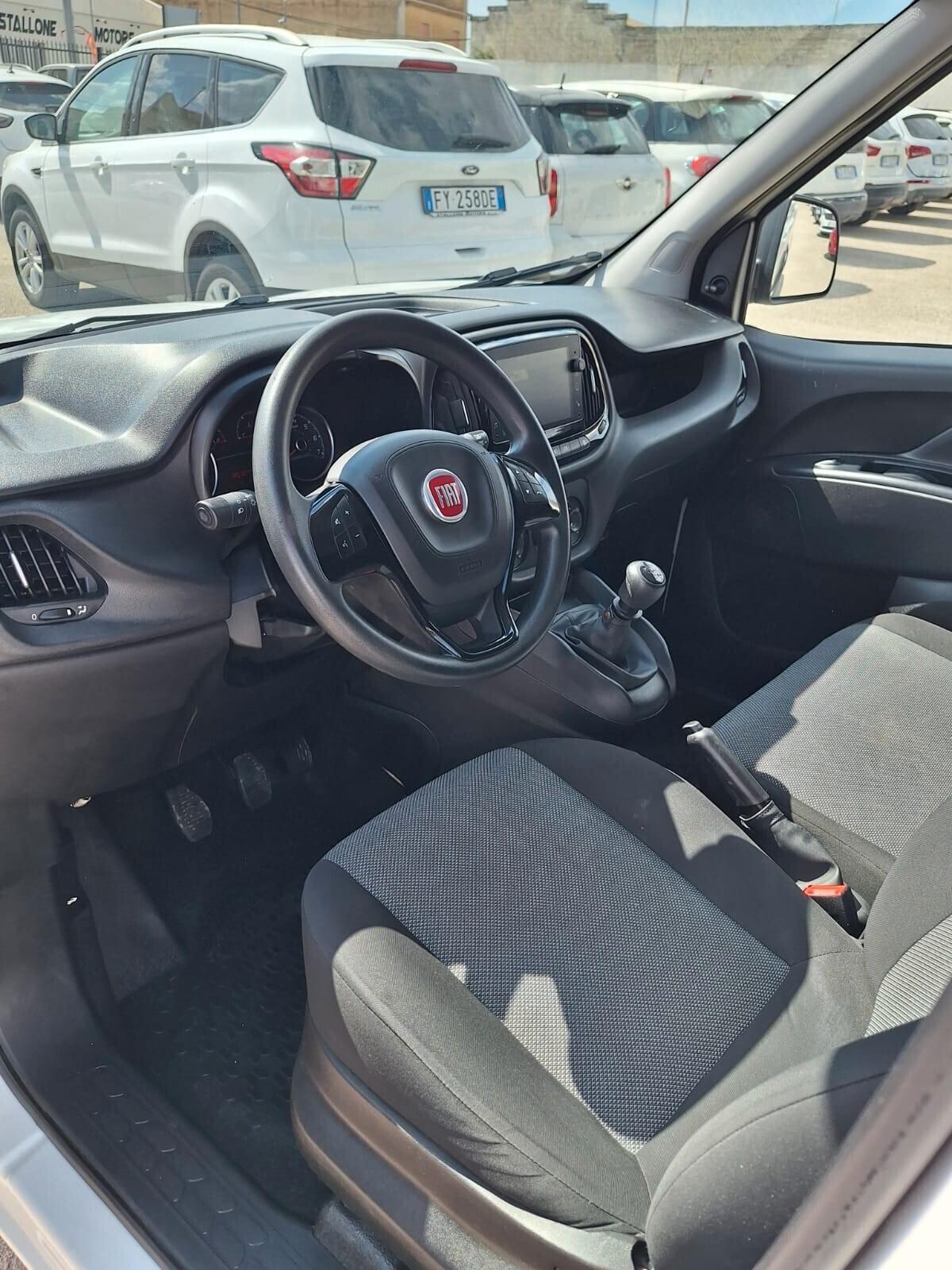 Fiat Doblo 1.6MJT 105CV SS 3 POSTI Cargo Easy 2023