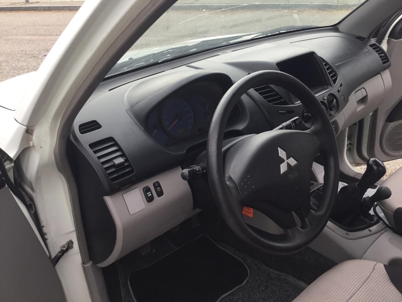 Mitsubishi L200 2.5 DI-D/136CV Single Cab cassone ribaltabile