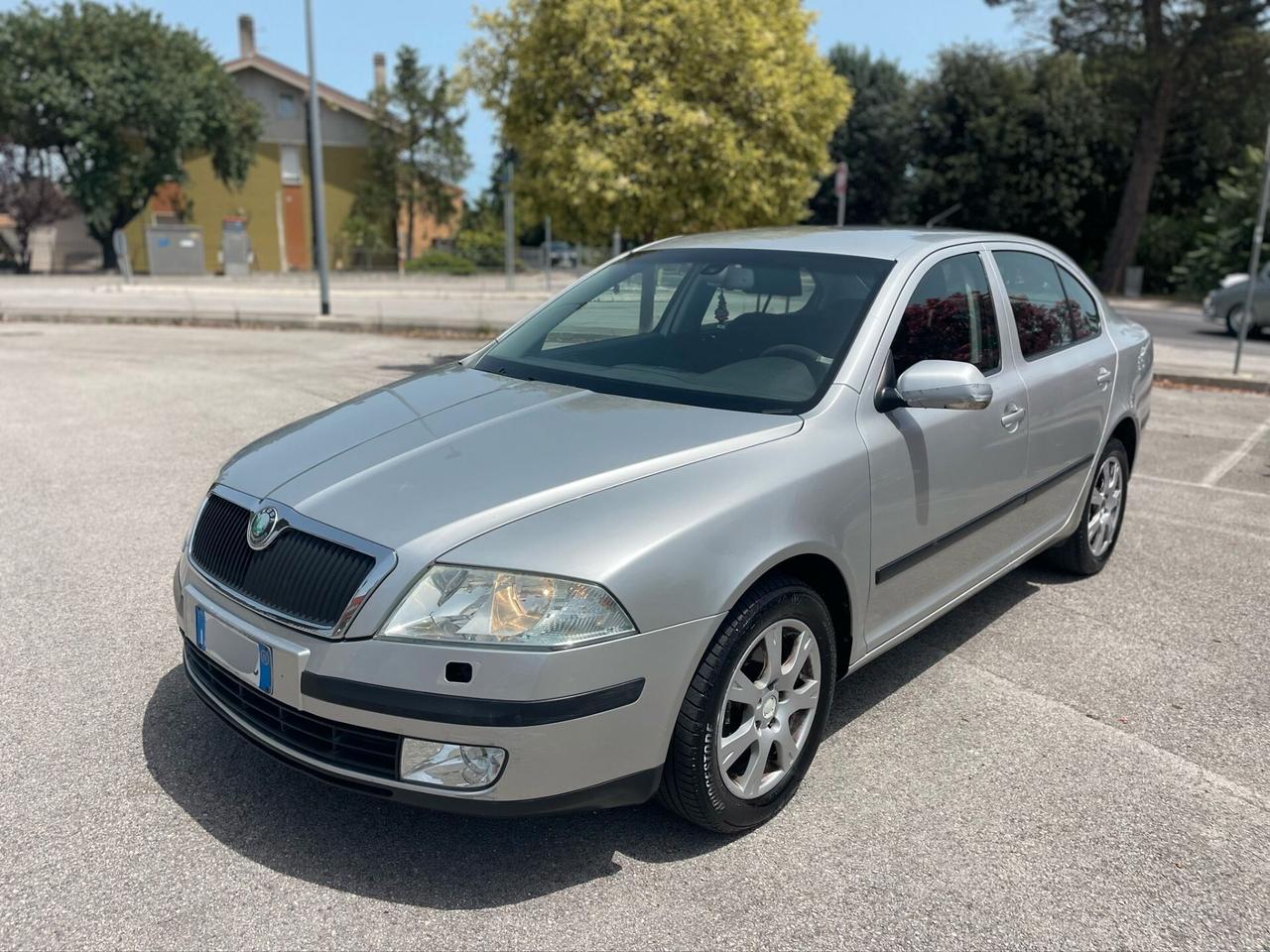 SKODA OCTAVIA 1.6 BENZ METANO 2006 12 MESI DI GARANZIA