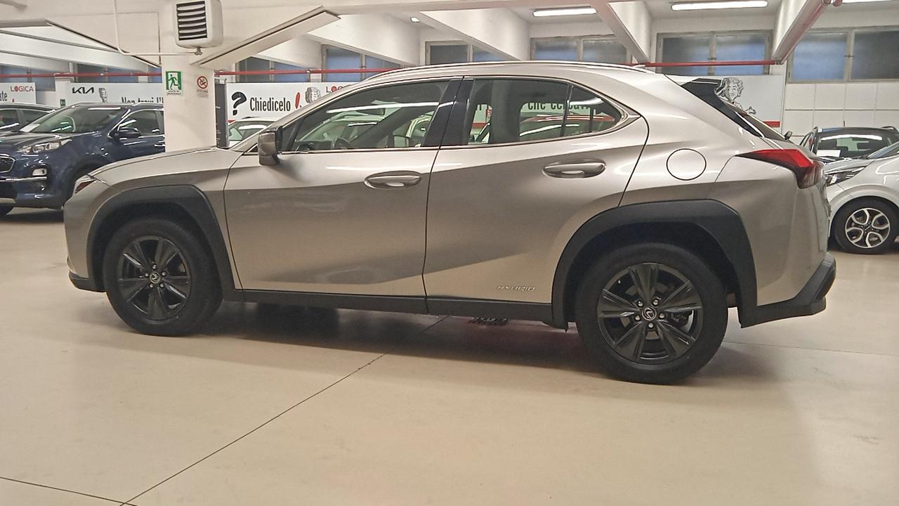 LEXUS UX 250h 2.0 Executive 4wd cvt