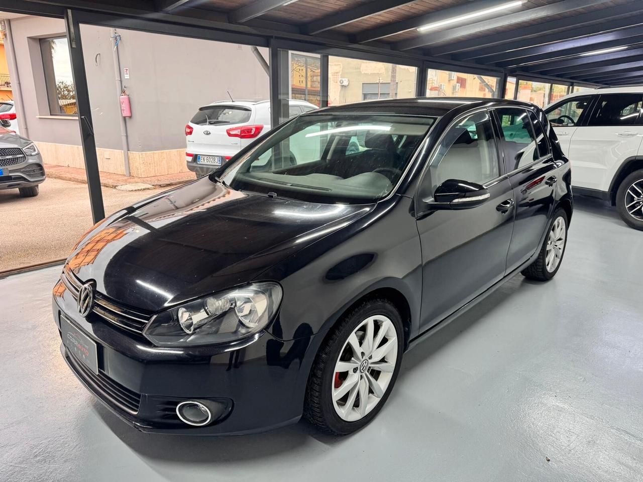 Volkswagen Golf 2.0 TDI DPF Sportline