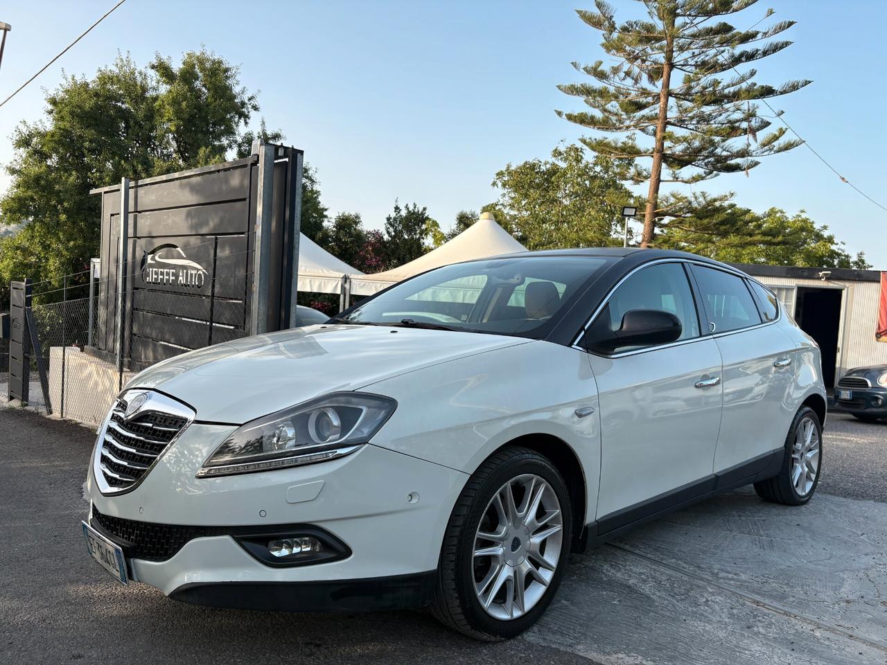 Lancia Delta 1.6 MJT DPF Selectronic Oro (CAMBIO AUTOMATICO)
