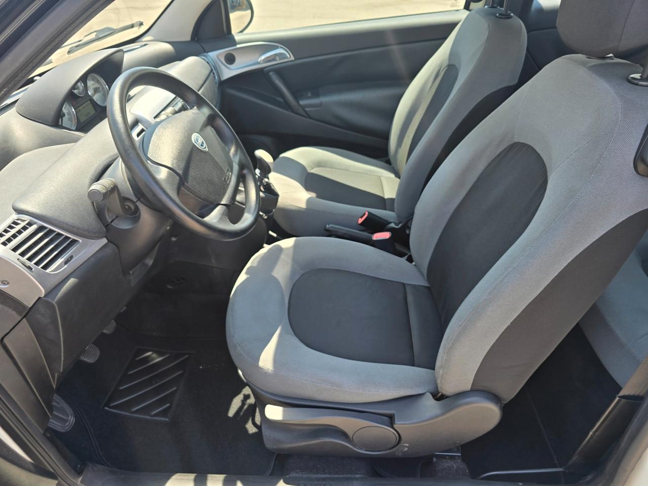 Lancia Ypsilon 1.2 Argento