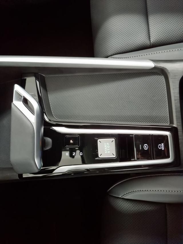 MG ZS 1.5 Hybrid+ Luxury