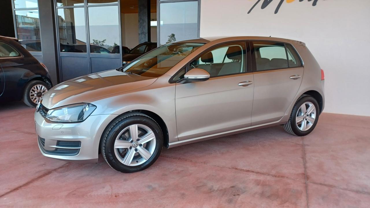 Volkswagen Golf Business 2.0 TDI 5p. Highline BlueMotion Technology