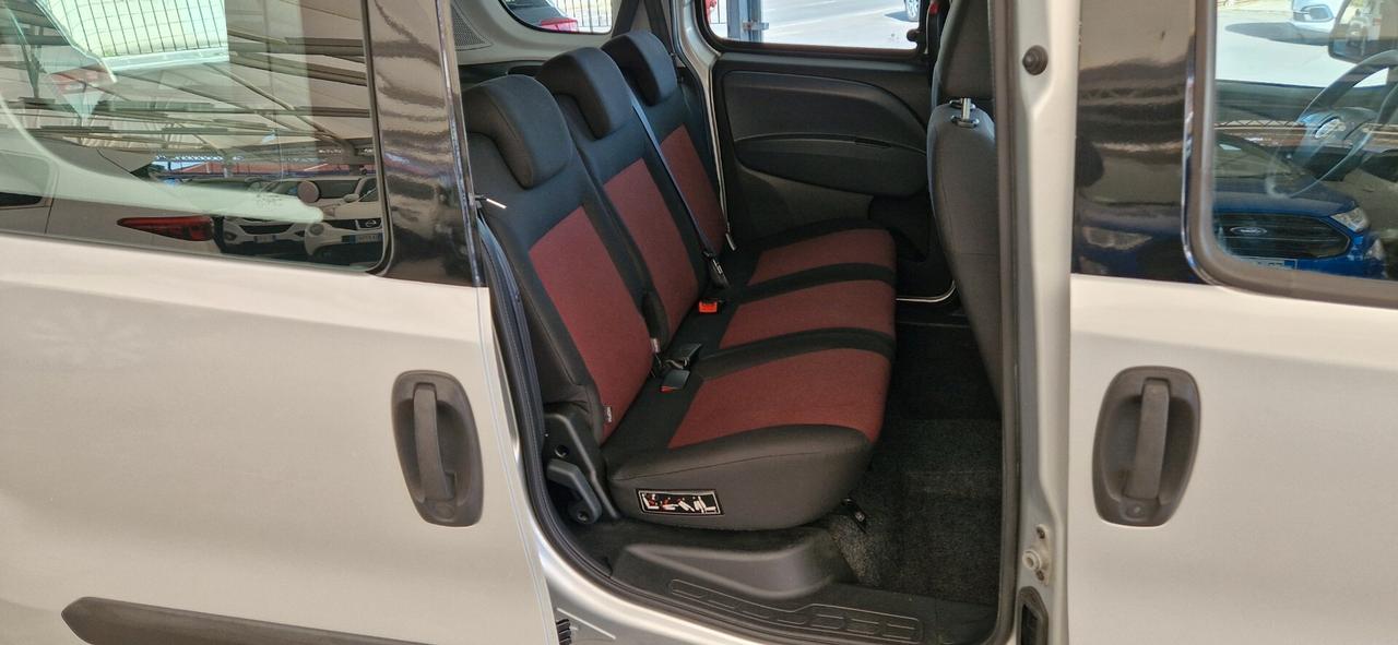 Fiat Doblò 5 Posti 1.6 Mjt 105cv 150° Anniversario