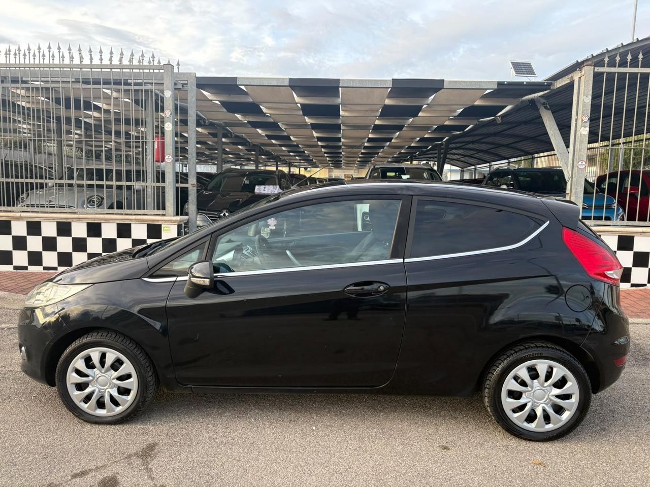 Ford Fiesta 1.2 3 porte Titanium 2010