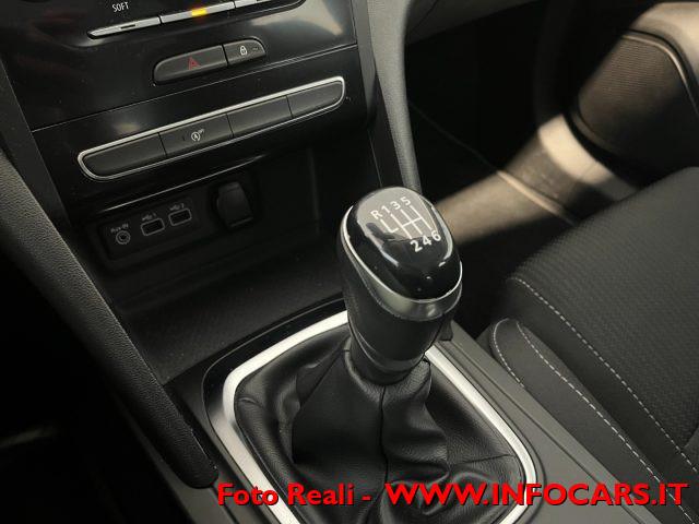 RENAULT Megane Sporter Blue dCi 115 CV Business AUTOCARRO N1