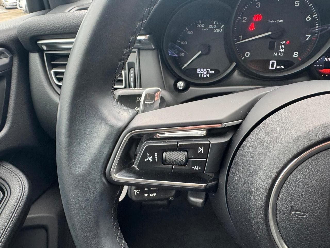Porsche Macan 2.0 T SOLO 16000KM A SOLI 699 EURO AL MESE