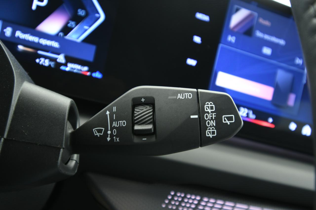 BMW 120d 48V MSport auto HEAD-UP+CAMERA 360+ACC+C18"