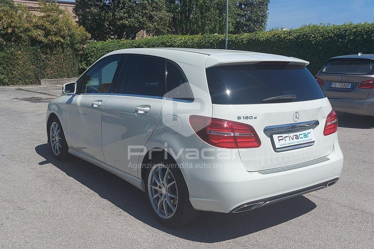 MERCEDES B 180 d Sport
