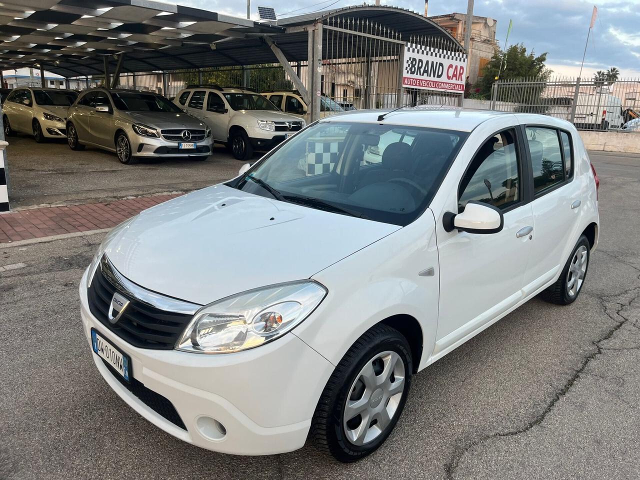 Dacia Sandero 1.4 8V GPL Lauréate Unipro 2009