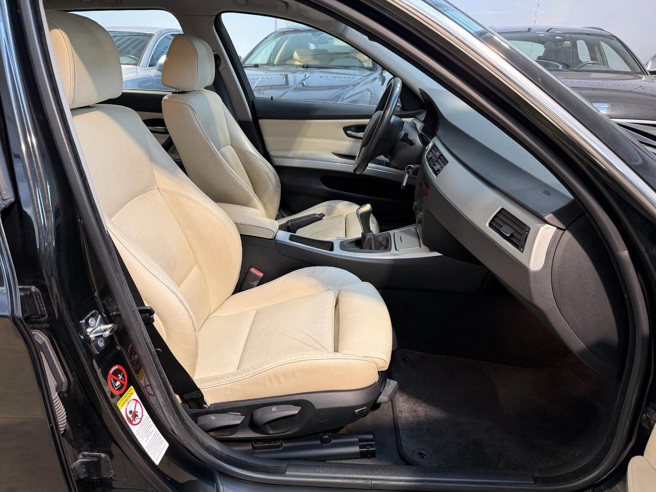 Bmw 325 i Touring MANUALE-TRAZ.POST- 6 CILINDRI