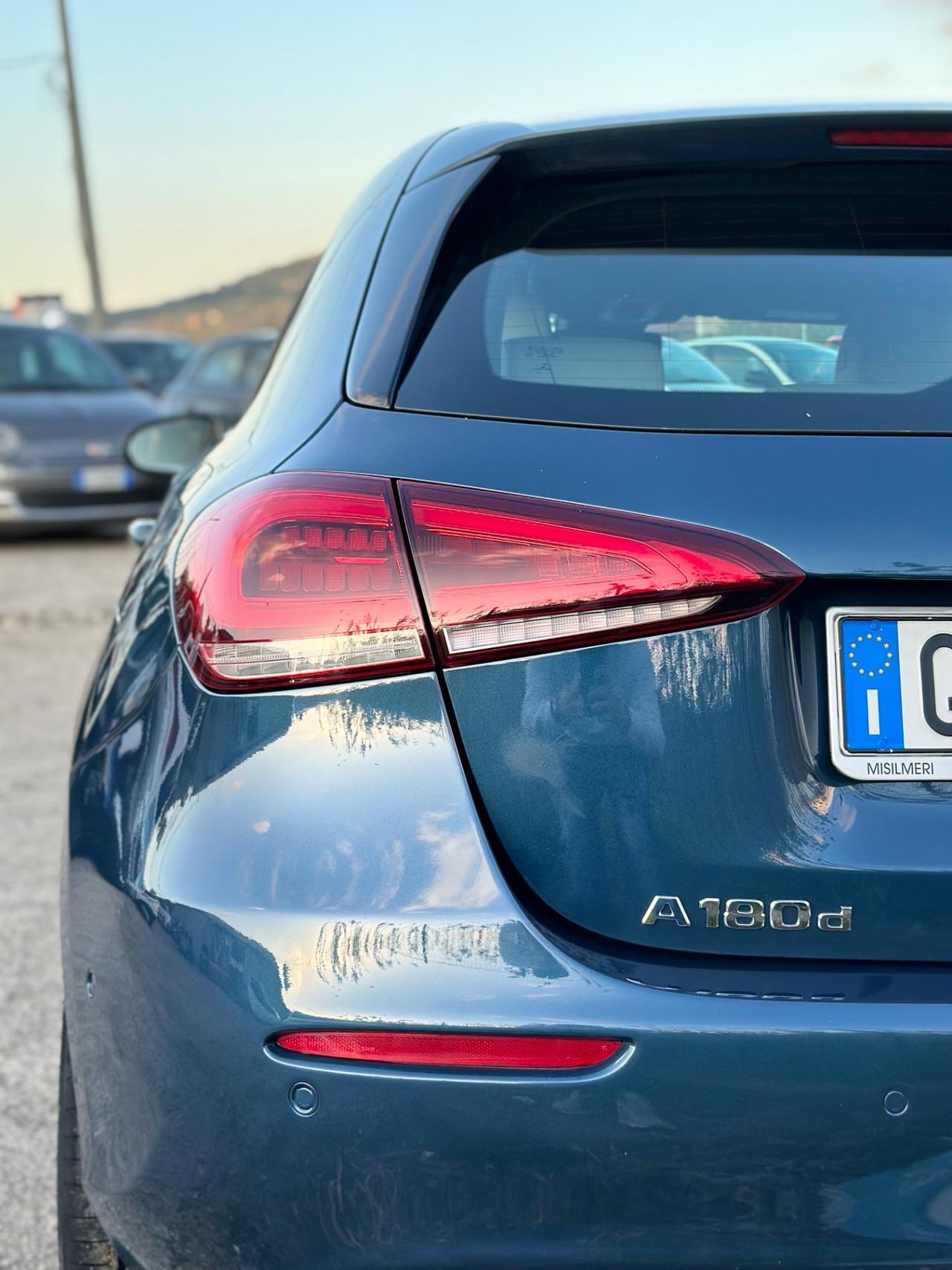 Mercedes-benz A 180 A 180 d Automatic Premium